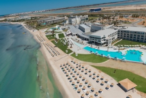 Offrez vous une pause magique à l'Iberostar Selection Kuriat Palace, un hotel 5 étoiles récemment rénové à Skanes, Monastir Tunisie